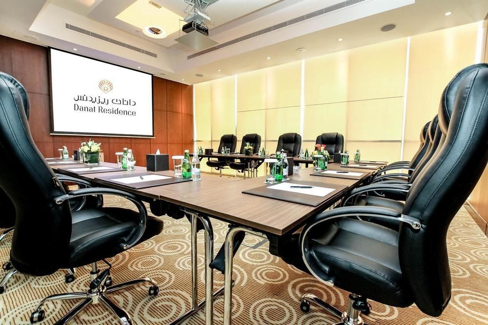 Danat Capital Hotel Abu Dabi Exterior foto